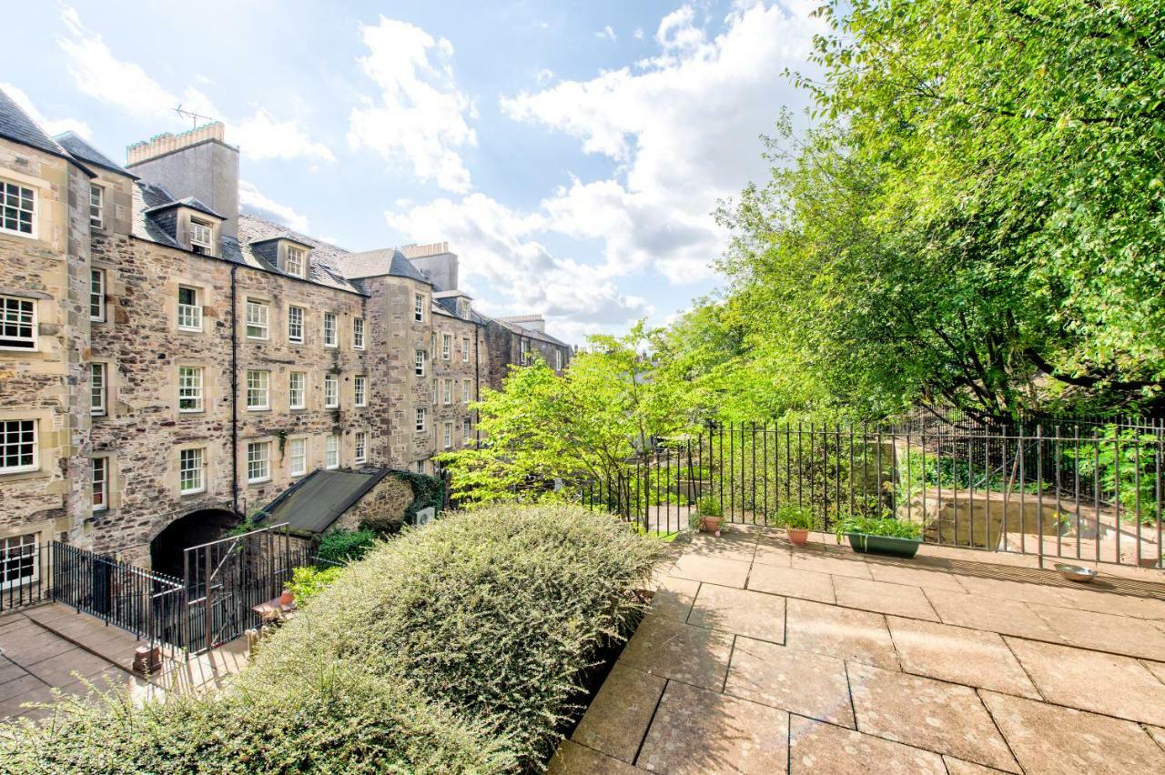 Stunning Studio Apartment Castle View Εδιμβούργο Εξωτερικό φωτογραφία